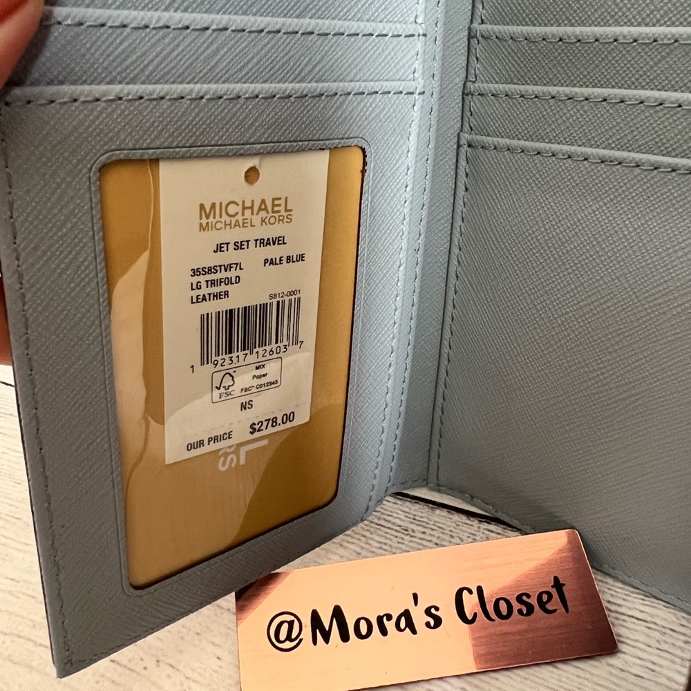 🦋Michael Kors Wallet - Picture 3 of 5